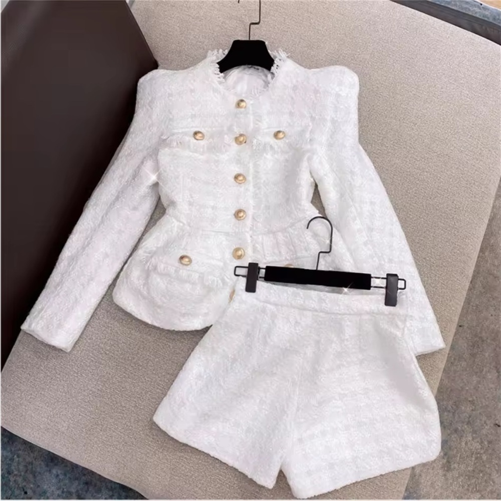 Elegant White Women's Pantsuit - Picture 2 of 16